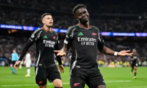 Loại Real, Arsenal vào bán kết Champions League Loại Real, Arsenal vào bán kết Champions League