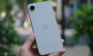 Tình cảnh trái ngược của iPhone 16e tại Việt Nam và thế giới Tình cảnh trái ngược của iPhone 16e tại Việt Nam và thế giới