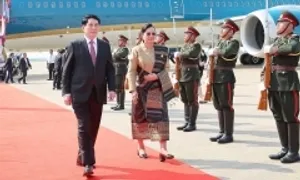 Chủ tịch nước Lương Cường bắt đầu thăm Lào Chủ tịch nước Lương Cường bắt đầu thăm Lào