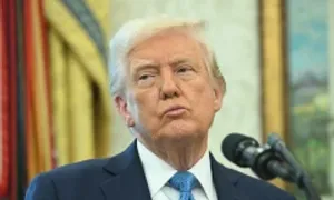 Ông Trump gọi Chủ tịch Fed là 'kẻ ngốc' Ông Trump gọi Chủ tịch Fed là 'kẻ ngốc'