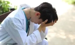 Bài toán lương bác sĩ 5 năm đầu sau ra trường Bài toán lương bác sĩ 5 năm đầu sau ra trường