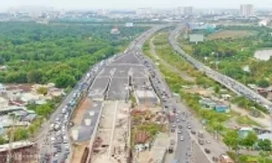 Cấm xe máy vào đường dẫn cao tốc TP HCM - Long Thành Cấm xe máy vào đường dẫn cao tốc TP HCM - Long Thành