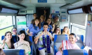 Dàn siêu mẫu thể hình quốc tế trải nghiệm tuyến tàu du lịch mới ở Bình Định Dàn siêu mẫu thể hình quốc tế trải nghiệm tuyến tàu du lịch mới ở Bình Định