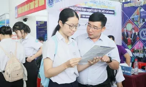 Đại học Luật TP HCM cộng 2 điểm xét tuyển với IELTS 5.5 Đại học Luật TP HCM cộng 2 điểm xét tuyển với IELTS 5.5