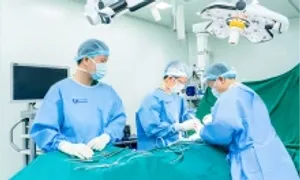 Phát hiện ung thư vú sớm từ dấu hiệu đau ngực Phát hiện ung thư vú sớm từ dấu hiệu đau ngực