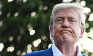 Ông Trump: Thay đổi chính quyền ở Iran sẽ gây ra hỗn loạn