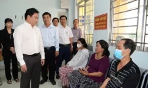 Đồng Tháp yêu cầu nhiều cơ quan làm việc ngày thứ Bảy Đồng Tháp yêu cầu nhiều cơ quan làm việc ngày thứ Bảy