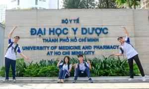 13 học sinh đầu tiên đỗ Đại học Y Dược TP HCM 13 học sinh đầu tiên đỗ Đại học Y Dược TP HCM