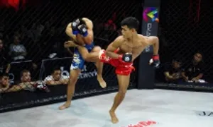 Võ sĩ bị dập gan vì cú đá xoay ở giải MMA Việt Nam