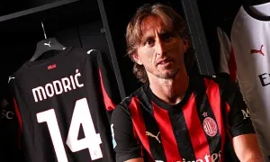 Modric ra mắt AC Milan Modric ra mắt AC Milan