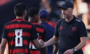 Leverkusen thảm bại trong ngày Ten Hag ra mắt Leverkusen thảm bại trong ngày Ten Hag ra mắt