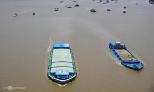 Cần 'đánh thức' vận tải thủy nội địa để thúc đẩy logistics xanh Cần 'đánh thức' vận tải thủy nội địa để thúc đẩy logistics xanh
