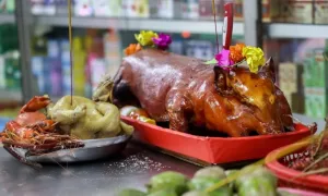 Nên cúng 'cô hồn' trong tháng 7 như thế nào