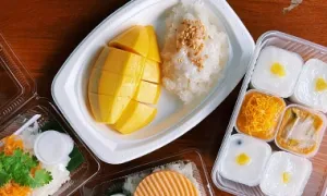 Hàng xôi xoài gần 100 năm tuổi ở Bangkok