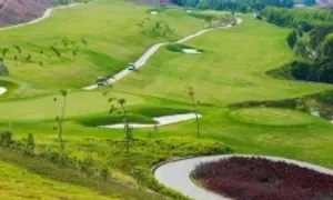 Bắc Ninh đốc thúc tiến độ khu đô thị sân golf của công ty con Vinhomes